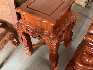 Bộ bàn ghế rồng khuỳnh nghê đỉnh 12 món gỗ hương đá (Chú Sự, Nam Định)