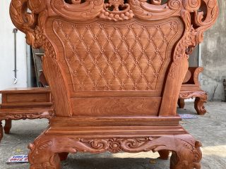 Bộ bàn ghế Hoàng Gia v3 chân 14cm gỗ hương đá đục sâu 1.5cm (Chú Tiệp, Bắc Ninh)