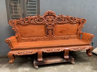 Bộ bàn ghế Louis Hoàng Gia vách trơn 6 món gỗ hương đá (Anh Thiên, Hà Nội)