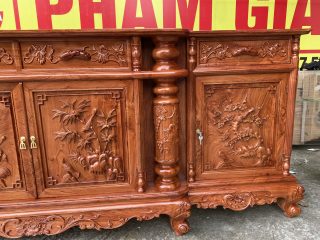 Kệ tivi 2m4 cột nho con sóc gỗ hương đá đục tứ quý siêu đẹp (Chị Thủy, Nam Định)