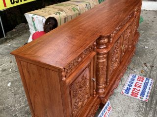 Kệ tivi 2m4 cột nho con sóc gỗ hương đá đục tứ quý siêu đẹp (Chị Thủy, Nam Định)