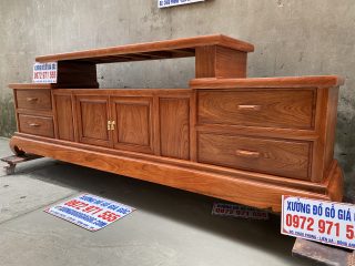 Kệ tivi sofa trơn 2m4 gỗ hương đá chọn vân (Anh Phụng, Phú Yên)