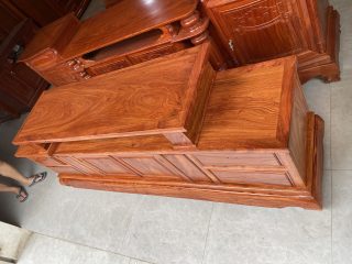 Kệ phẳng trơn 2m gỗ hương đá chọn vân siêu vip (Bác Lộc, Phú Thọ)