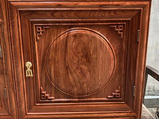 Kệ tivi mõ lồi 2m4 gỗ hương đá mẫu trơn đồng tiền 6 cánh (Chú Đông, Hà Nội)