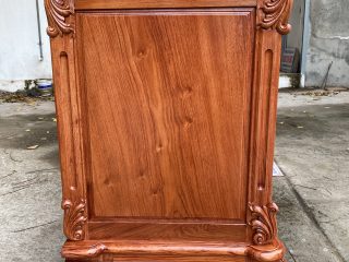 Kệ tivi 2m6 gỗ hương đá đục hoa hồng kênh bong sắc sảo (Anh Trường, Hải Phòng)