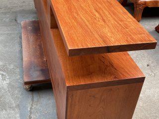 Kệ tivi nguyên khối 2m4 gỗ hương đá 4 ngăn kéo (Chị Thảo, Hà Nội)