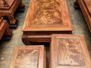 Bộ bàn ghế Minh quốc đào tay cột 12 mặt nu hương cực đẹp (Anh Bình, Bắc Ninh)