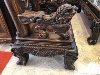 Bộ bàn ghế Nghê Bảo Đỉnh 10 món gỗ mun hoa tay cột 14cm (Anh Minh, Nghệ An)