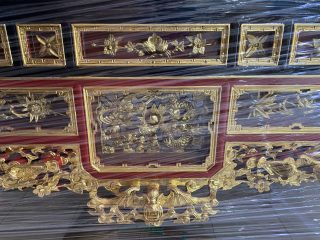 Bàn thờ ô xa sơn son thiếp vàng đục kênh bong đẳng cấp (Chú Mậu, Nam Định)