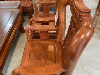 Bộ bàn ghế 6 món mẫu Minh quốc triện gỗ hương đá tay cột 10 (Anh Tài, Hà Nội)