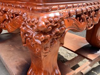 Bộ bàn ghế rồng khuỳnh nghê đỉnh 6 món gỗ hương đá (Anh Quyết, Hải Phòng)