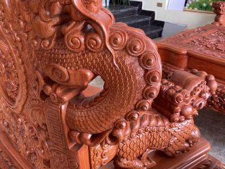 Bàn ghế rồng đỉnh gỗ hương đá tay 16 chân 16 hàng liền khối đục tay 2 mặt