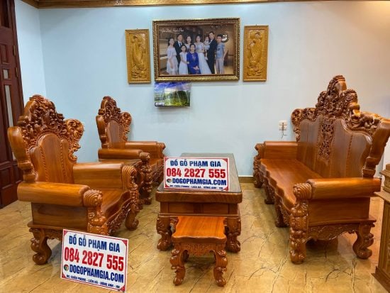Bộ bàn ghế Hoàng Gia nguyên khối 6 món gỗ gõ đỏ (Chú Minh, Quảng Ninh)
