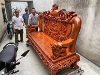 Bộ bàn ghế phòng khách Nghê Bảo Đỉnh tay 14 gỗ hương đá (Bác Kế, Thanh Hóa)