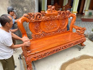 Bộ bàn ghế phòng khách Nghê Bảo Đỉnh tay 14 gỗ hương đá (Bác Kế, Thanh Hóa)