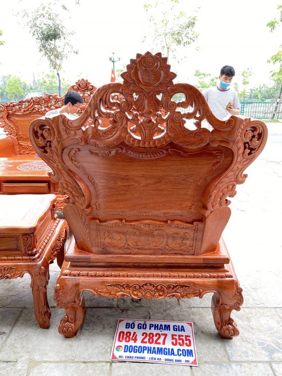 Mặt sau ghế đơn đục trạm cầu kỳ