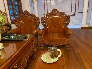 Bộ bàn ghế Hoàng Gia hoa hồng VIP 10 món gỗ gõ đỏ Nam Phi