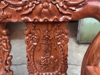 Vách cạnh ghế dài