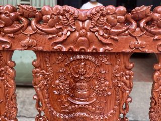 Vách tựa lưng ghế dài