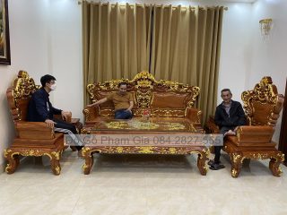 Bộ bàn ghế hoàng gia dát vàng