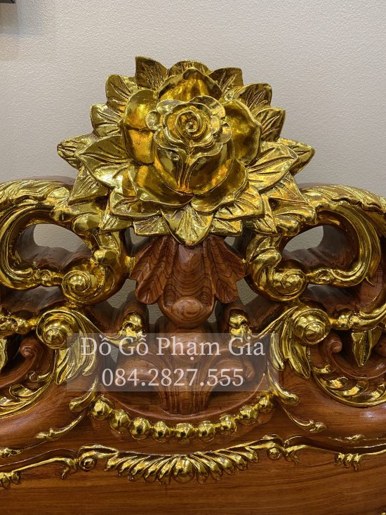 Đỉnh hoa hồng ghế đơn