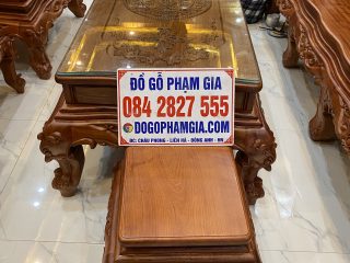 Đôn ngồi và bàn lớn