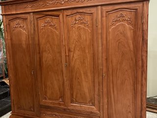 Tủ áo 4 cánh 3 buồng