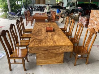 Mẫu bàn ăn đóng hộp 10 ghế xẻ quạt