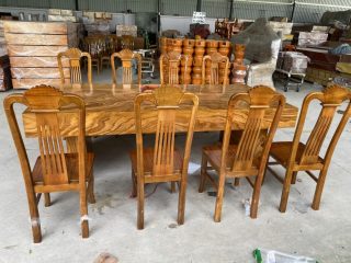 Bàn ăn 10 ghế xẻ quạt gỗ hương xám