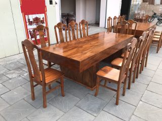 Bàn ăn đóng hộp 10 ghế xẻ quạt