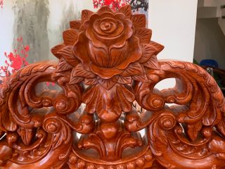 chương ghế đơn đục hoa hồng lá tây