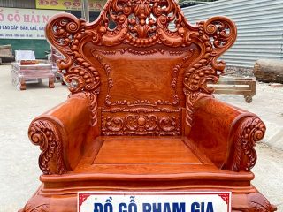 ghế hoàng gia chương liền đục hoa lá tây