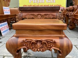 Đôn ngồi chân cong đục họa tiết hoa lá tây