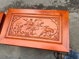 mặt đôn đầu bàn đục tranh sinh động