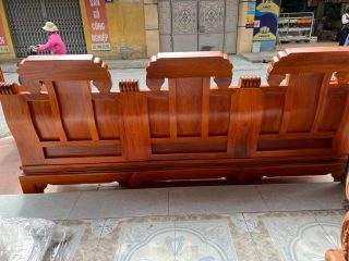 mặt sau của ghế minh quốc gỗ gõ đỏ
