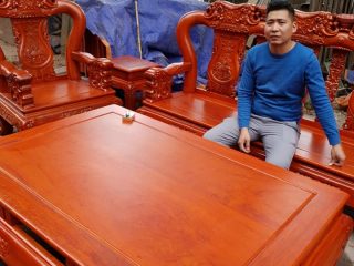 Bàn minh quốc voi hương đá