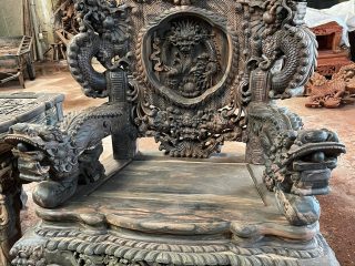 ghế đơn rồng đỉnh gỗ mun hoa