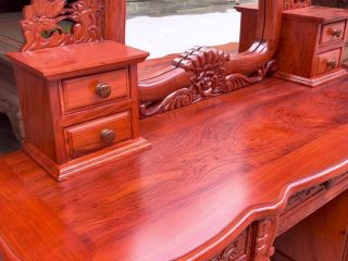 bàn phấn gỗ hương đá lựa vân