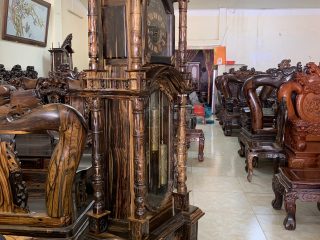 đồng hồ tứ trụ cột liền