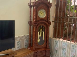 đồng hồ cây gỗ hương đá