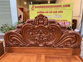 thiết kế đầu giường đục tay họa tiết hoa lá tây
