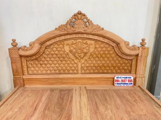 Chương liền đục đỉnh vòm hoa lá tây