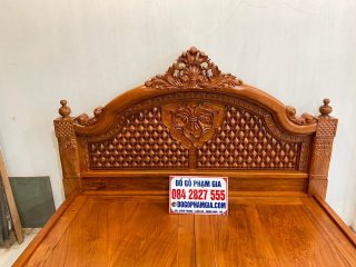 Giường louis hoàng gia vách trám hoa mai, đỉnh chương hoa lá tây