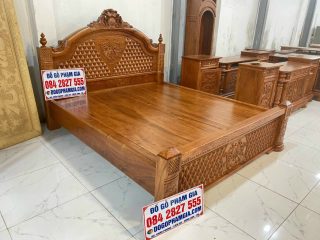 Mẫu giường hoàng gia 2m2x2m gỗ hương đá