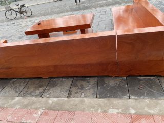 sofa gỗ hiện đại tiện dụng