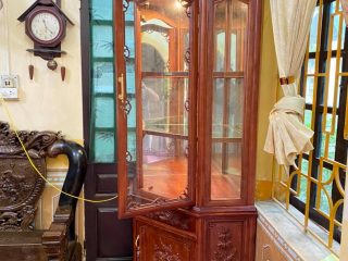 mẫu tủ rượu gỗ hương đá dạng góc