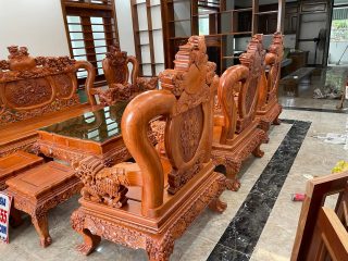 mặt sau ghế đơn minh quốc