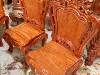 ghế ăn đục hoa lá tây phong cách hoàng gia