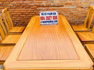 bàn ăn gỗ gõ đỏ siêu dày