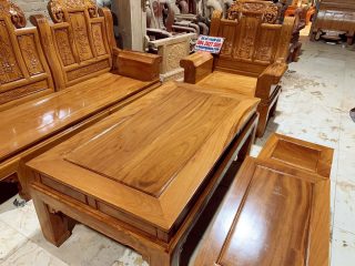 bàn trà gỗ gõ đỏ mặt khung tranh dày dặn